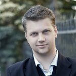 Роман Томаров